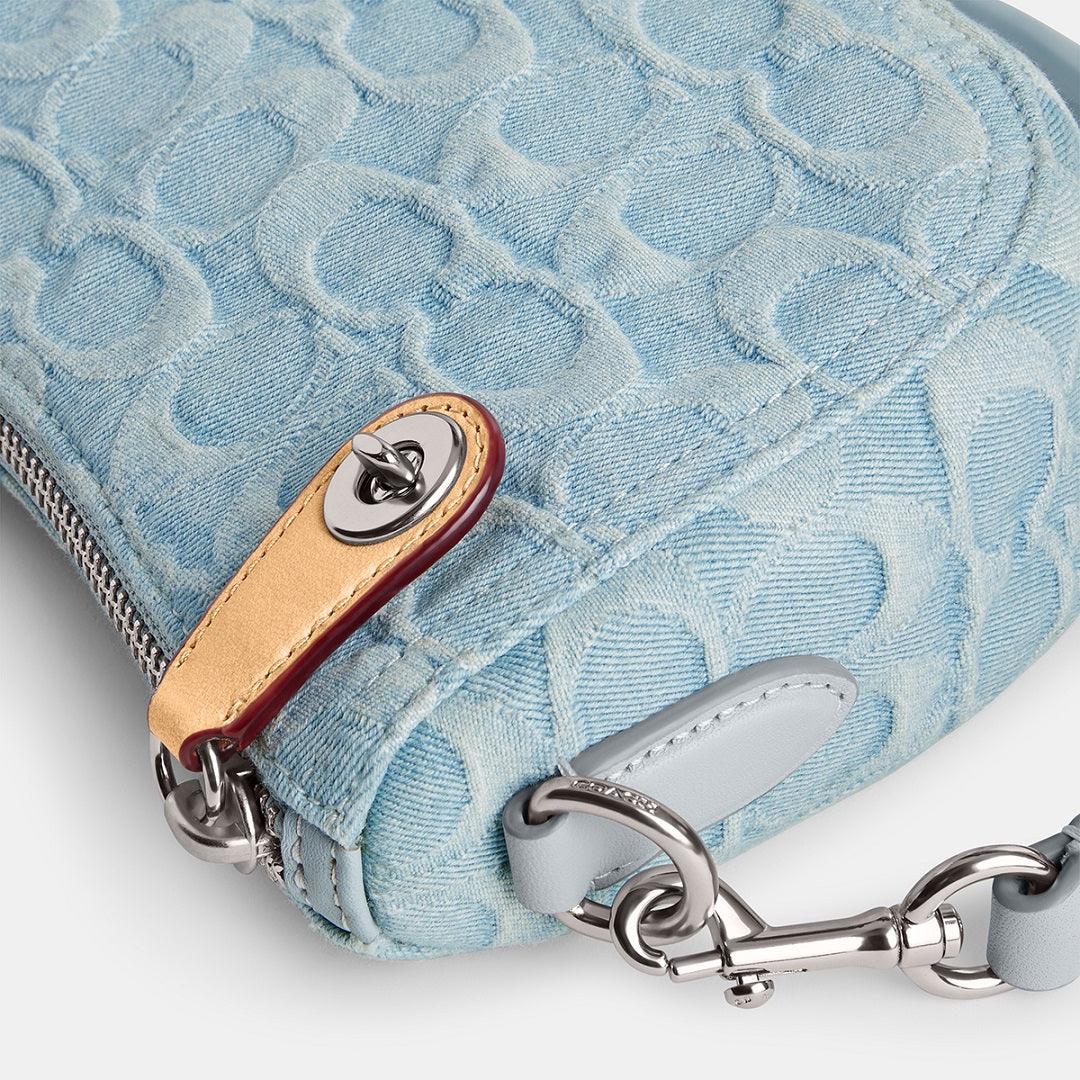 Swinger 20 In Signature Denim-CJ939-Lh/Pale Blue