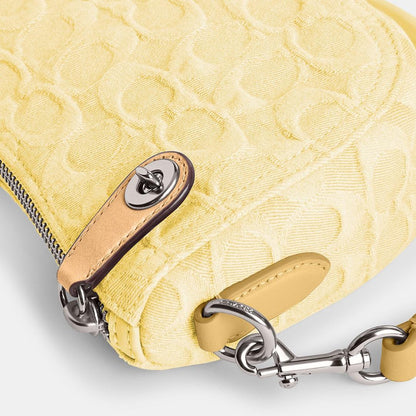 Swinger 20 In Signature Denim-CJ939-Lh/Pale Yellow