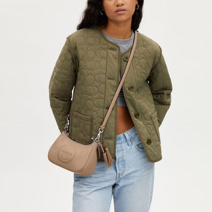 CM084-Teri Shoulder Bag With Coach Heritage-Sv/Taupe