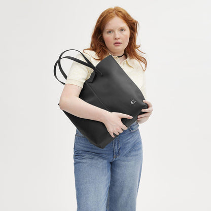 CN318-Nomad Tote-B4/BLACK