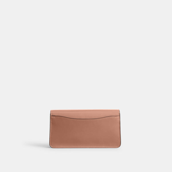 Tabby Chain Clutch In Signature Leather